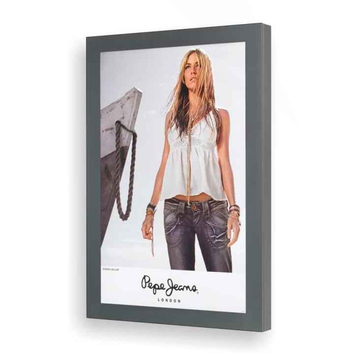 City-Light-Vitrine Wandmontage City-Light-Vitrine Wandmontage